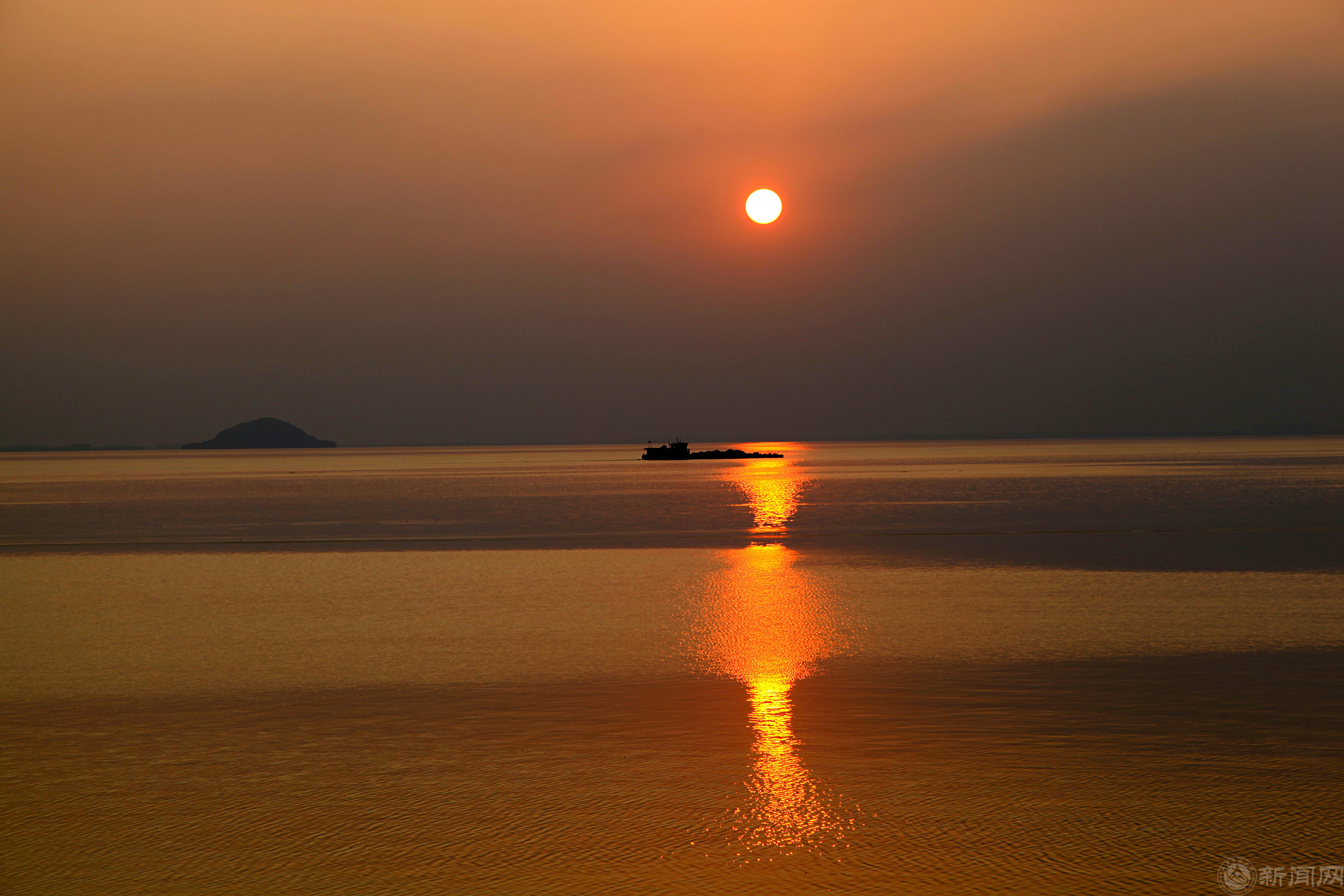 张慧瑜+72+巢湖日落.jpg 张慧瑜+72+巢湖日落.jpg